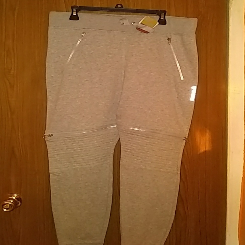 Reebok Moto Joggers
